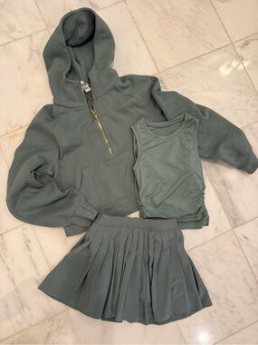 Lululemon High-Rise Pleated Tennis Skirt Size 2 tidewater teal SKIRT ONLY